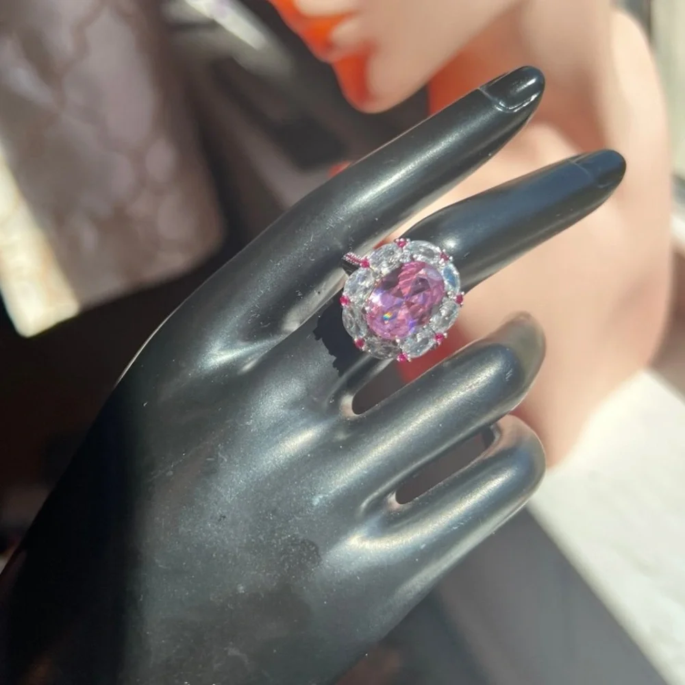 Brilliant finish oval amethyst 6.2CT silver ring with swarovski elements
